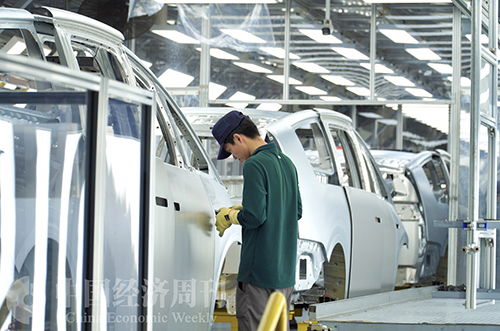 理想汽車(chē)“超級(jí)大腦” 驅(qū)動(dòng)智能工廠革命，引領(lǐng)小車(chē)銷(xiāo)售新未來(lái)